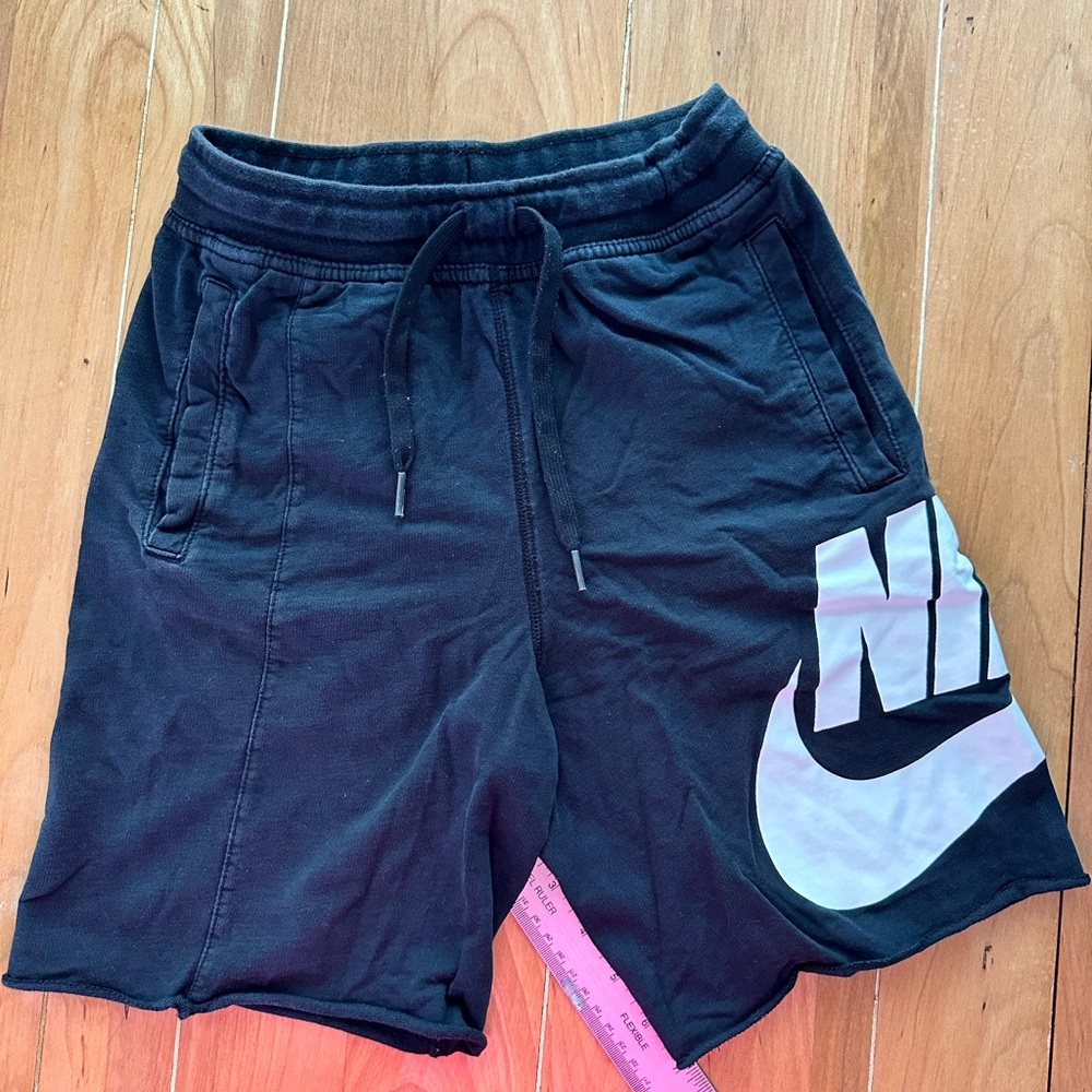 Nike Boys athletic Shorts with Logo